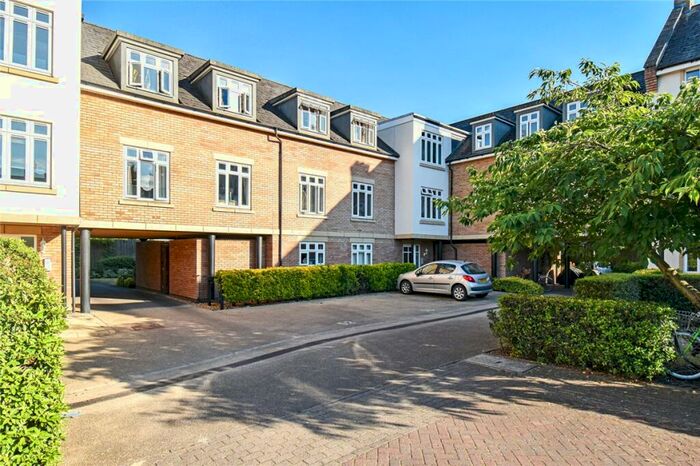 1 Bedroom Apartment To Rent In Pearl Close, Cambridge, CB4