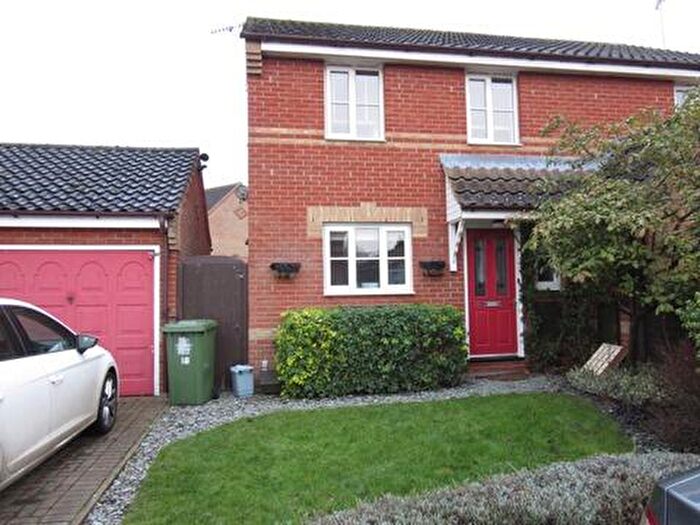 3 Bedroom Semi-Detached House To Rent In Weedon Way, King's Lynn, PE30