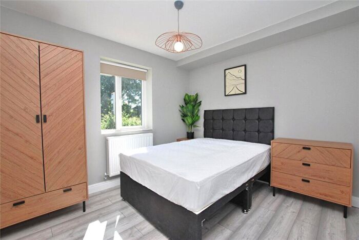 1 Bedroom House Of Multiple Occupation To Rent In Southway, Guildford, Surrey, GU2