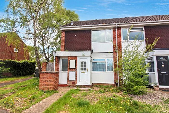 1 Bedroom Maisonette To Rent In Cubb Field, Aylesbury, HP19