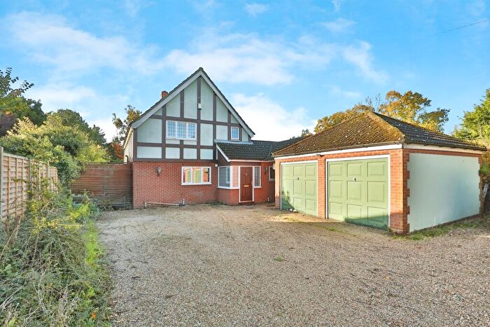 4 Bedroom Detached House For Sale In Dereham Road, New Costessey, Norwich, NR5