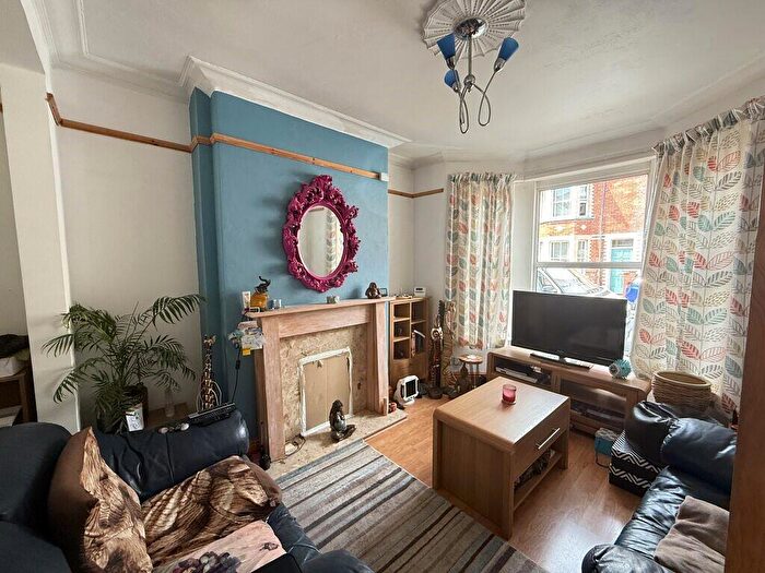 3 Bedroom House To Rent In Duckworth Road, Exeter, EX2