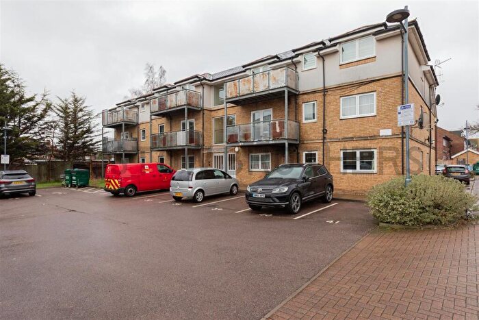 1 Bedroom Apartment To Rent In Lockwood Place, London, E4