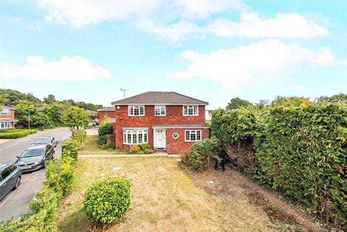 4 Bedroom Detached House For Sale In Cooper Road, Windlesham, Surrey, GU20