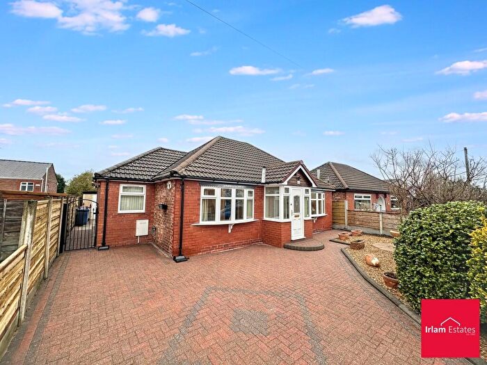 2 Bedroom Detached Bungalow To Rent In Boat Lane, Irlam, M44