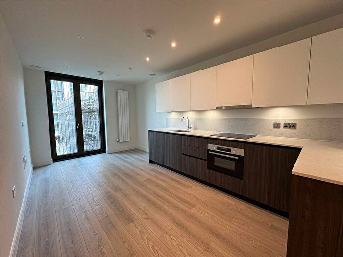 1 Bedroom Flat To Rent In Menara Point, Twelve Trees, West Ham, London, E16