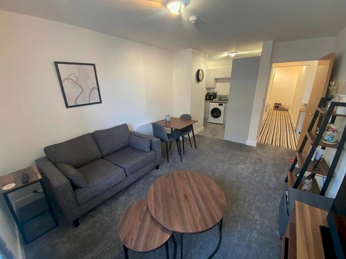 1 Bedroom Flat To Rent In High Street, Nottingham, NG10