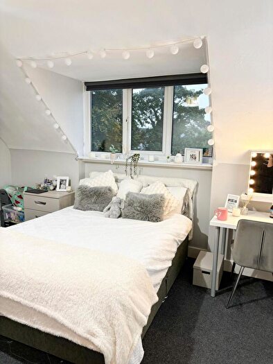 7 Bedroom House To Rent In Saint Michael's Crescent, Leeds, LS6