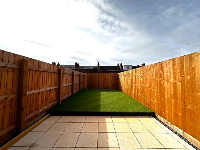 3 Bedroom Town House For Sale In Woodstock Street, Lincoln, LN1