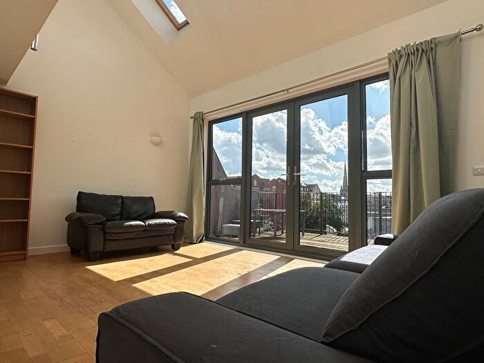 2 Bedroom Flat To Rent In Welsh Back, Bristol, BS1
