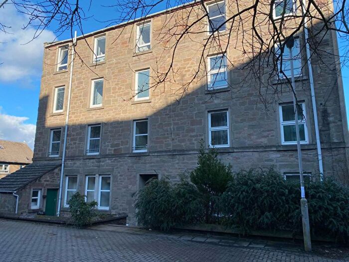 2 Bedroom Flat To Rent In Blackness Road, Dundee, DD1