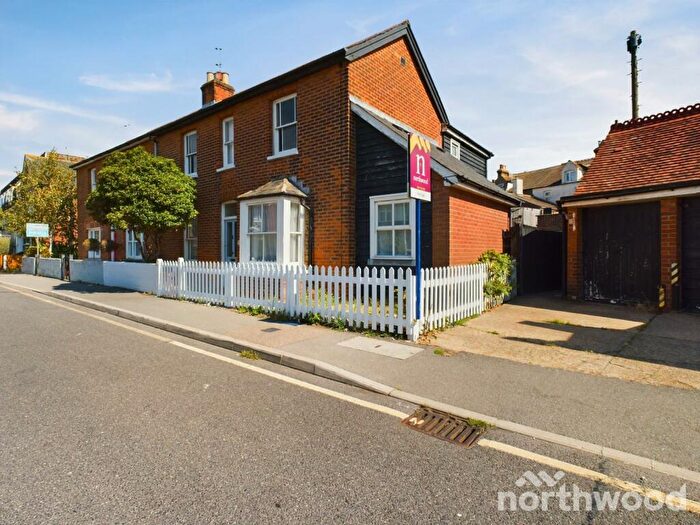 3 Bedroom Semi-Detached House To Rent In Old Road, Frinton-on-Sea, CO13