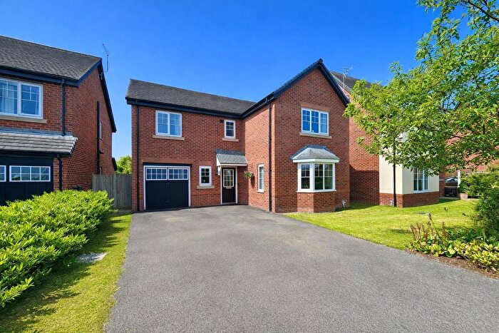 4 Bedroom Detached House For Sale In Oaks Close, Aston, Cheshire, CW5