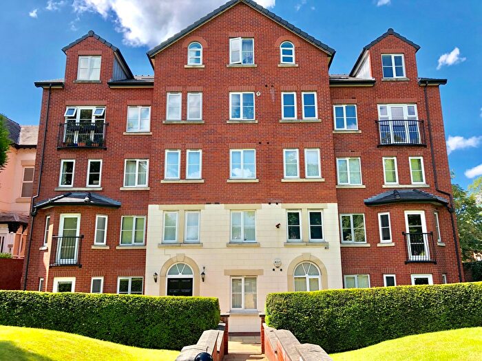 2 Bedroom Flat To Rent In Wellington House, Manchester, M20