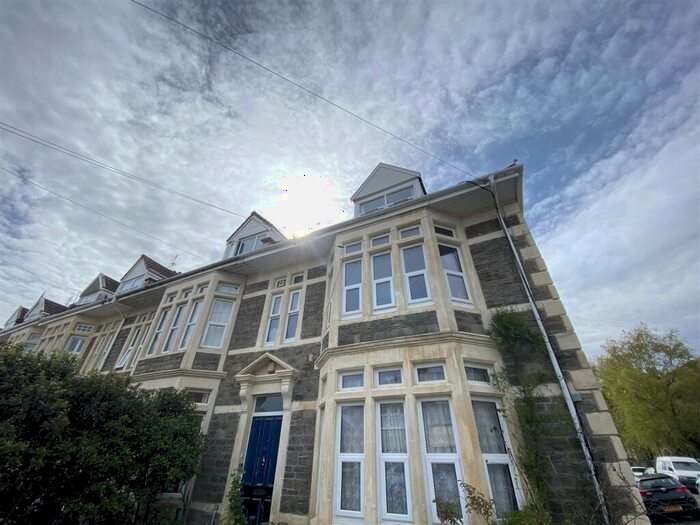 Studio To Rent In Oldbury Court Road Fishponds Bristol, BS16