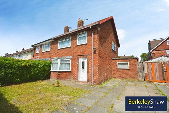 3 Bedroom Semi Detached House For Sale In Copple Road, Lydiate, L31