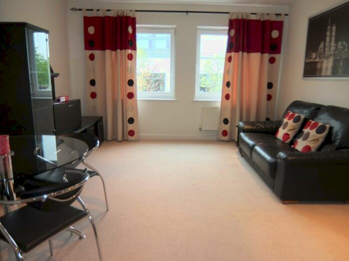 1 Bedroom Apartment To Rent In Drake Way, Reading, RG2