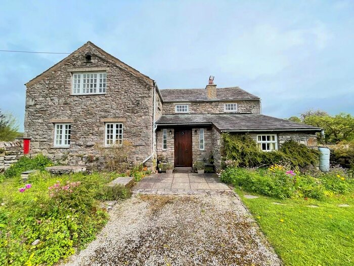 4 Bedroom Barn Conversion For Sale In Field End Barn, Stainton, LA8