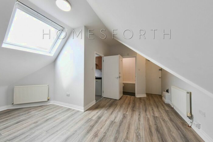 Studio To Rent In Mount View Road, Finsbury Park, N4