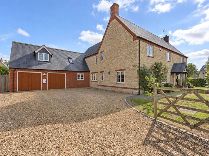 5 Bedroom Detached House For Sale In Old Farm Lane, Ashton, Northampton, Northamptonshire, NN7