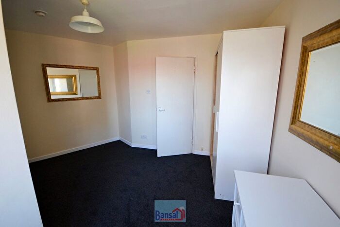 1 Bedroom Flat To Rent In Trinity Walk, City Centre, CV1