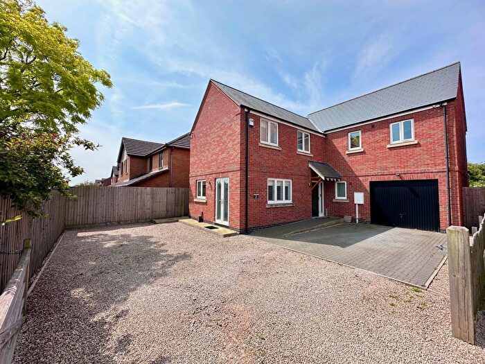 4 Bedroom Property To Rent In Halstead Road, Loughborough, LE12