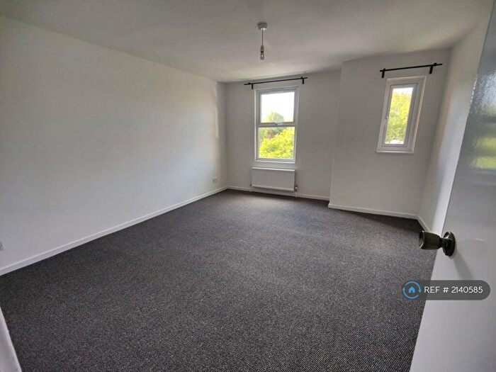 5 Bedroom Terraced House To Rent In Kernow Crescent, Fishermead, Milton Keynes, MK6