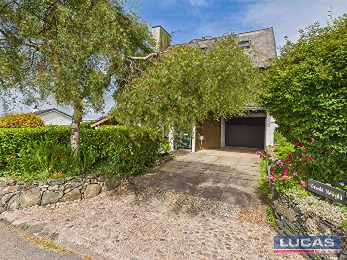 4 Bedroom Detached House For Sale In Orsedd Newydd, Star, Gaerwen, LL60