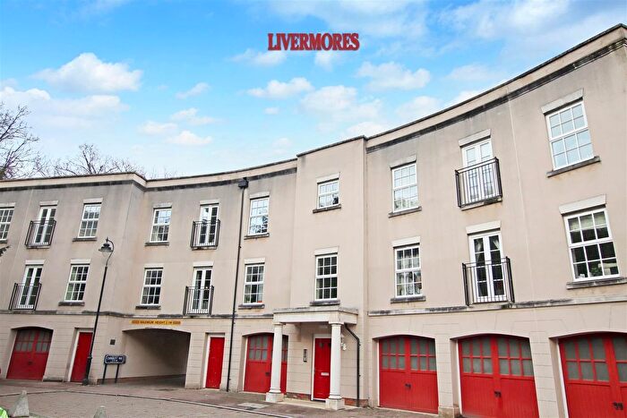 1 Bedroom Flat To Rent In Capability Way, Greenhithe, Kent, DA9