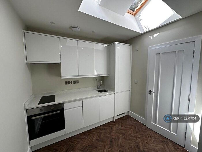 1 Bedroom Flat To Rent In Clifton Road, Bristol, BS8