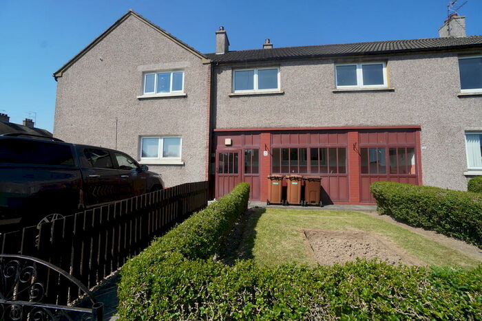 2 Bedroom Apartment To Rent In Kerse Gardens, Falkirk, FK2