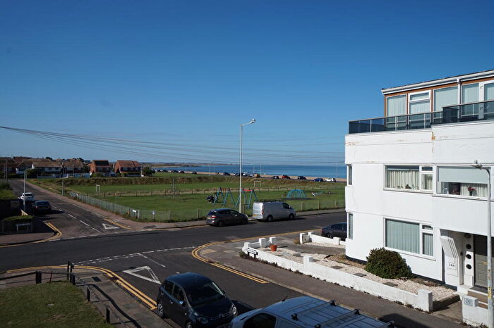2 Bedroom Flat For Sale In Ferndown, Minnis Road, Birchington, Kent, CT7