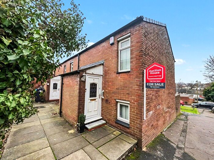 3 Bedroom Semi Detached House For Sale In Chapel Lane, Royton, Oldham, Greater Manchester, OL2