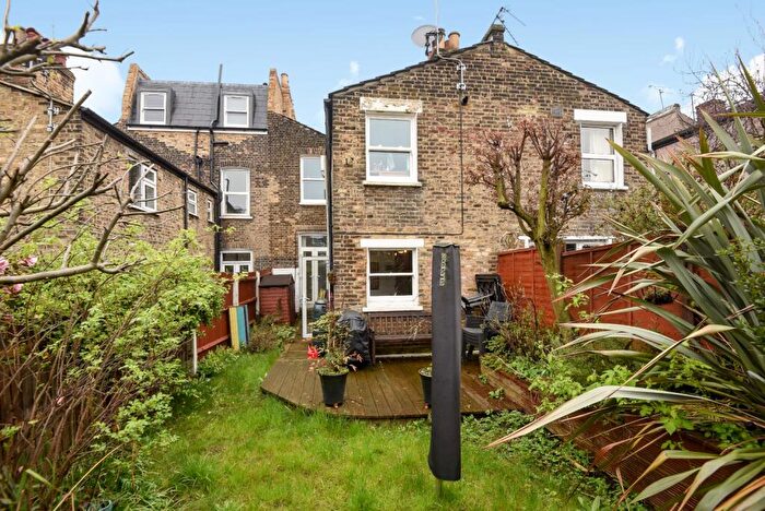 1 Bedroom Flat To Rent In Albyn Road London, SE8