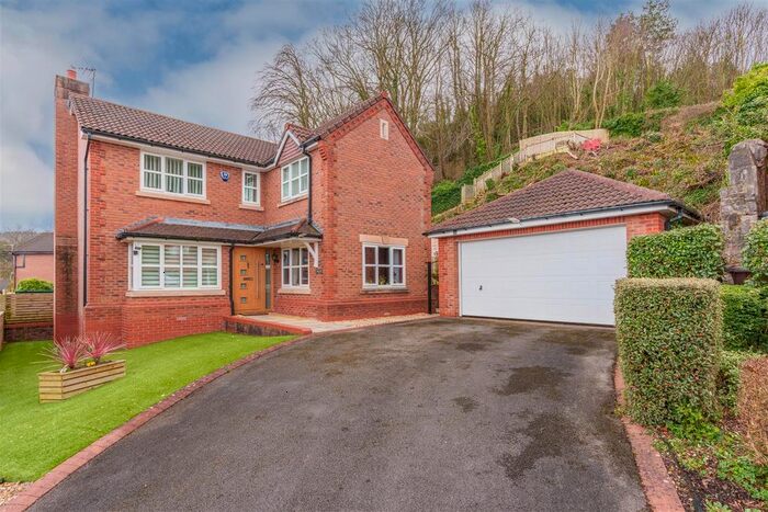 4 Bedroom Detached House For Sale In Lon Y Berllan, Abergele, LL22