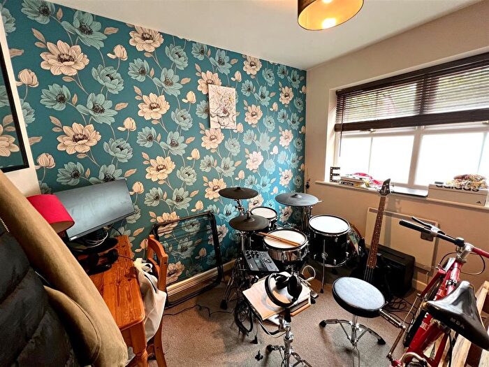 2 Bedroom Flat To Rent In Burton Road, Didsbury, Manchester, M20