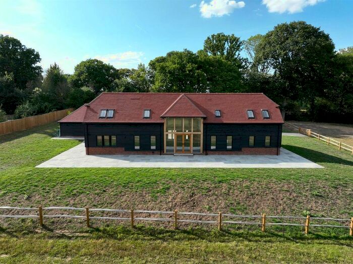 4 Bedroom Detached House For Sale In The Haven, Billingshurst, RH14