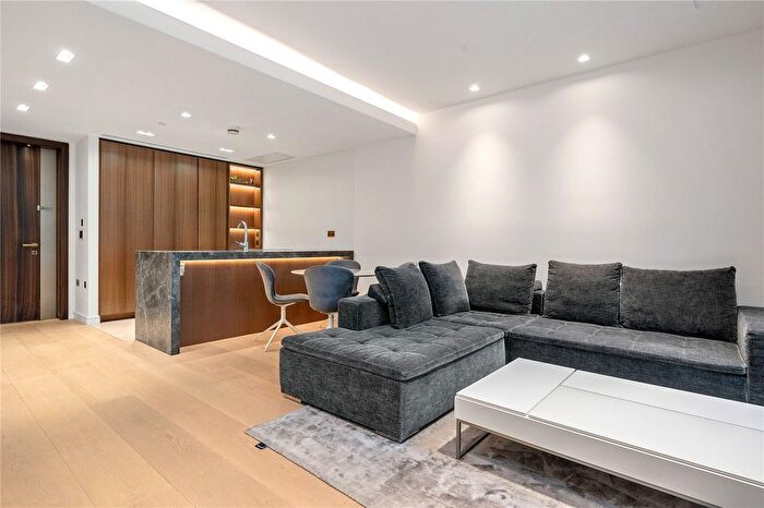 Studio To Rent In Portugal Street, London, WC2A