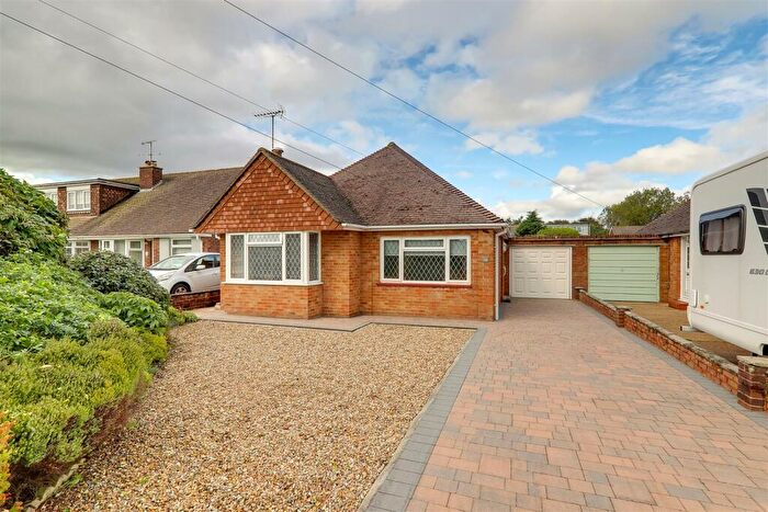 2 Bedroom Detached Bungalow For Sale In Keswick Close, Goring-By-Sea, Worthing, BN12