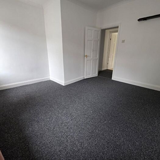2 Bedroom End Of Terrace House To Rent In Queen Street, Blaengarw, CF32