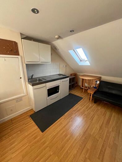 1 Bedroom Studio To Rent In Ilford, IG1