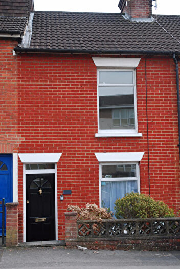 2 Bedroom Terraced House To Rent In Wyndham Road, Salisbury, SP1