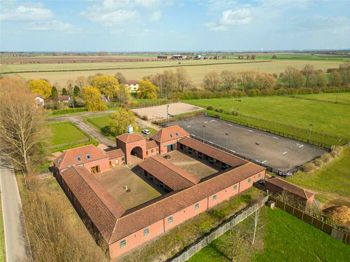 4 Bedroom Equestrian Facility For Sale In Stone Lodge Equestrian Centre, Jaques Bank, Near Doncaster, DN8