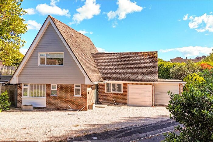 3 Bedroom Bungalow For Sale In Seafield Close, Barton On Sea, New Milton, Hampshire, BH25