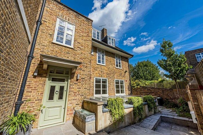 4 Bedroom Property To Rent In Upper Mall, London, W6