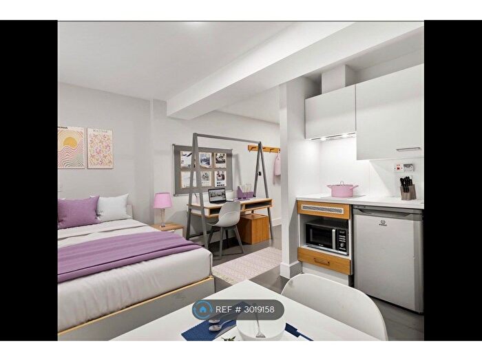 Studio To Rent In Aston St, Birmingham, B4