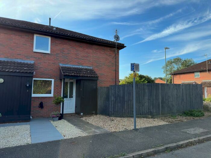 1 Bedroom Semi-Detached House To Rent In Wyatt Close, Ramsey, PE26