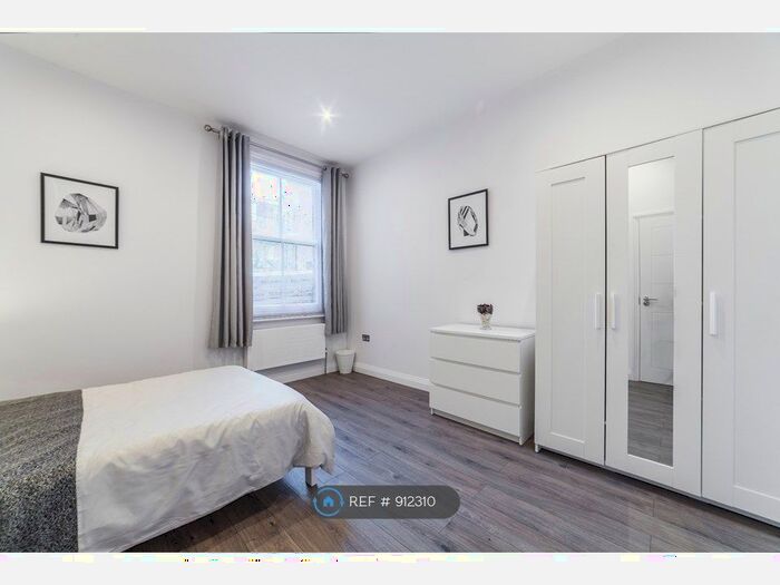 2 Bedroom Flat To Rent In Upper Richmond Road West, London, SW14