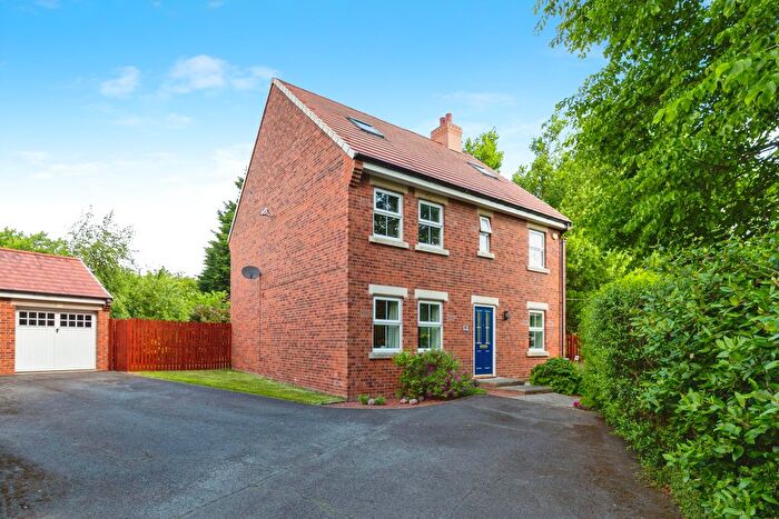 6 Bedroom Detached House For Sale In Merrybent Drive, Darlington, DL2