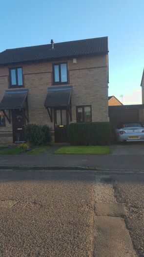 2 Bedroom Semi-Detached House To Rent In Anscomb Way, Woodford Halse, NN11